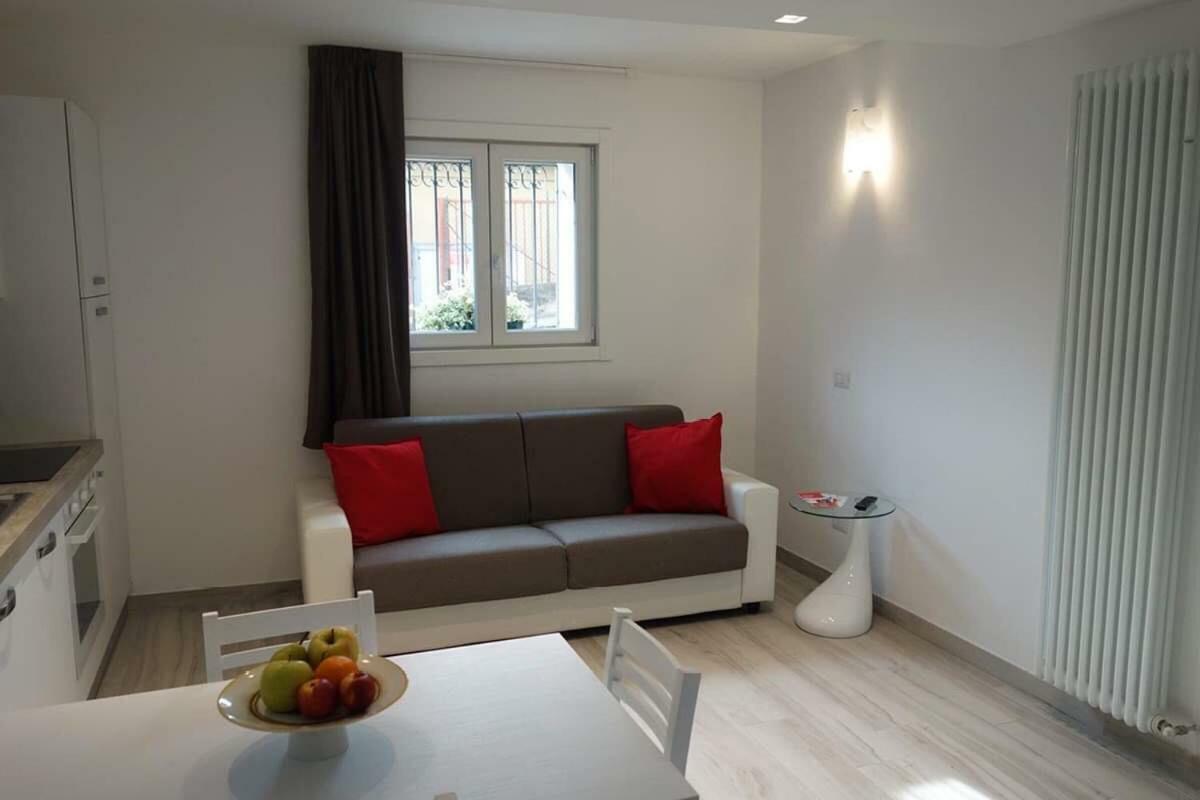 Appartement Ca Di Baragett à Mandello del Lario Extérieur photo